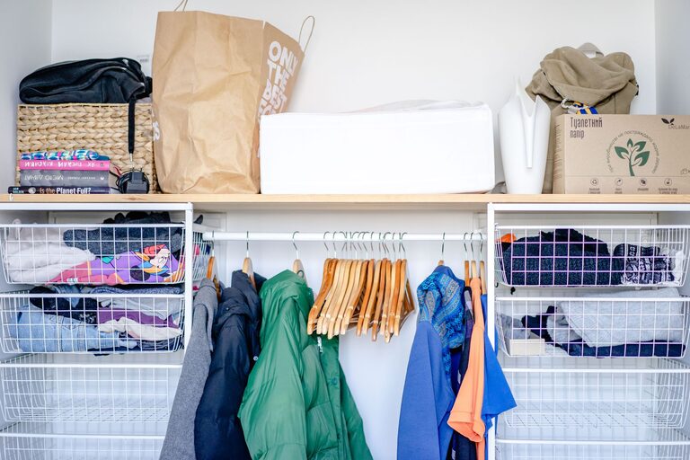 How to Store Seasonal Clothes Efficiently: Tips for a Tidy Home