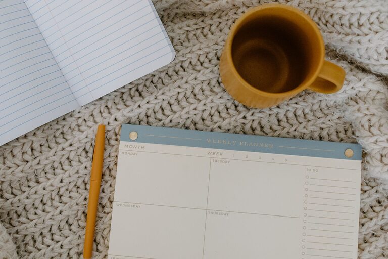 How to Design a Weekly Reset Routine for Better Productivity and Well-Being